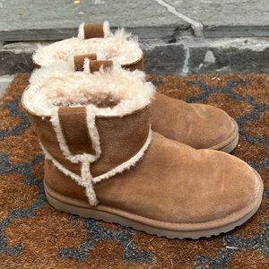 Size 6 good used condition